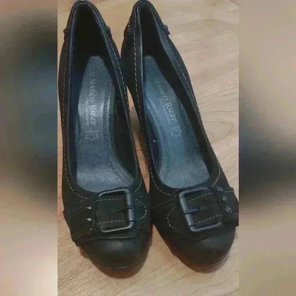 Must HAVE heels.. Black Marco Tozzi size 38 (7.5) nwot - Picture 4 of 10